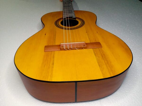 Guitarra acústica cuerda nylon - Imagen 3